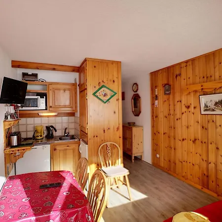 3 Pieces Aux Menuires, Sud, Aux Pieds, Animaux, Parking *